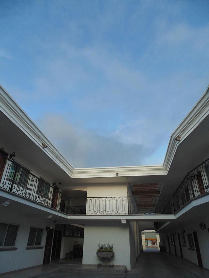סיודד גוזמן Hotel Hacienda מראה חיצוני תמונה