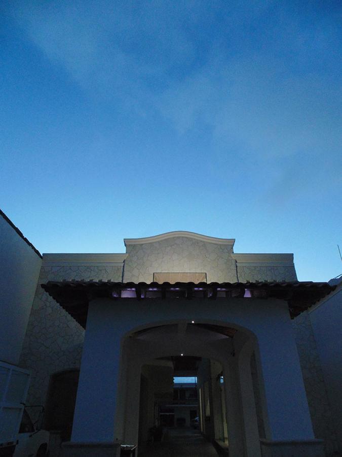 סיודד גוזמן Hotel Hacienda מראה חיצוני תמונה