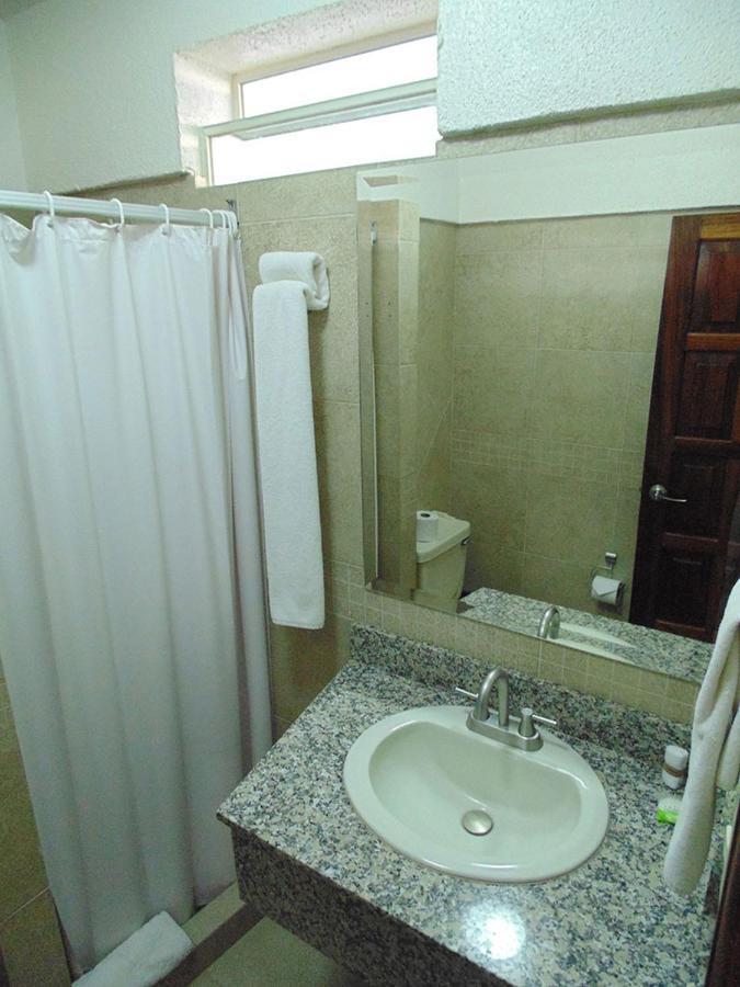 סיודד גוזמן Hotel Hacienda מראה חיצוני תמונה