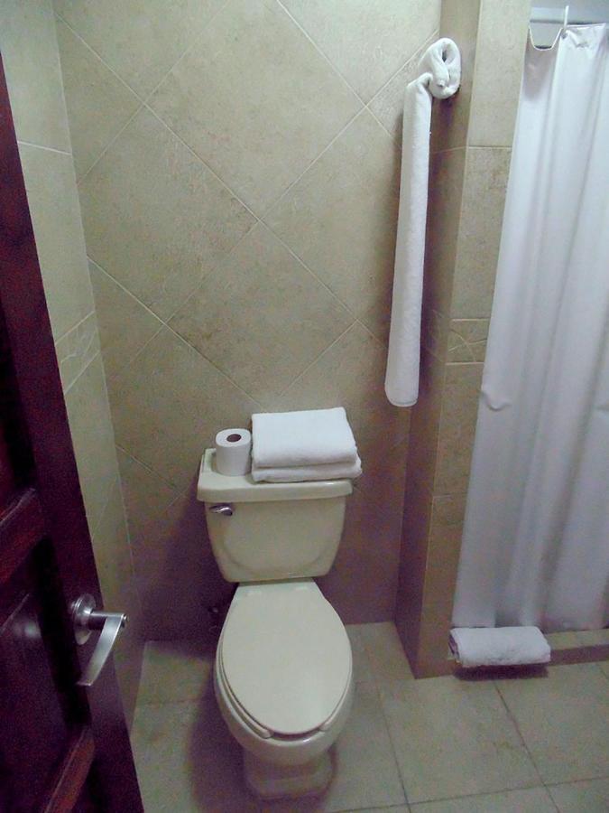 סיודד גוזמן Hotel Hacienda מראה חיצוני תמונה